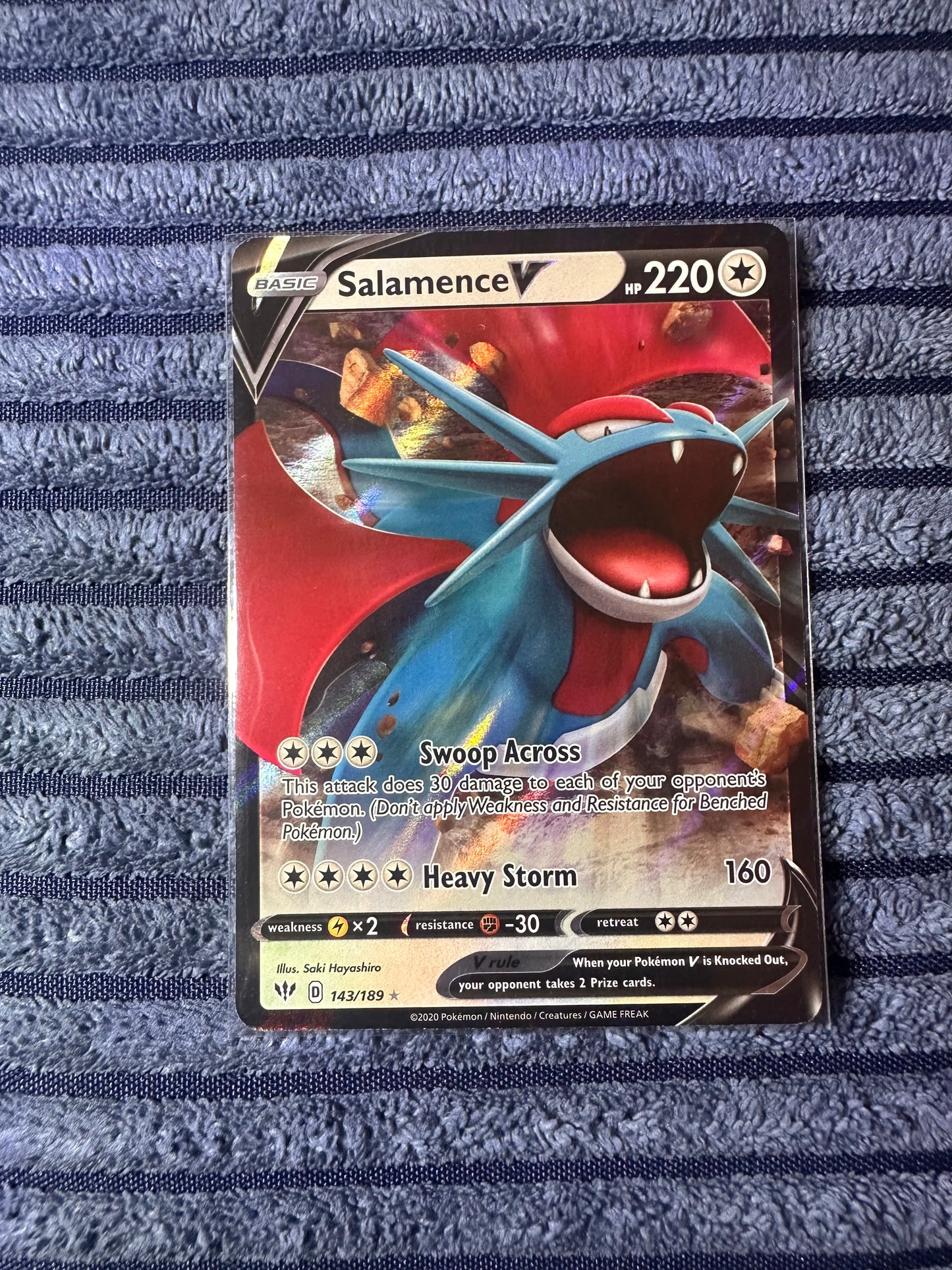 Salamence V - SWSH03: Darkness Ablaze